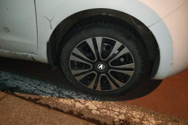 Used CHANGAN Benni E-Star 2021 National Edition Xin Yue Version Lithium Iron Phosphate (31.86 kWh) Right Front Wheel Hub