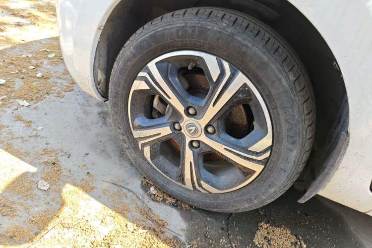 Used CHANGAN Benni E-Star 2021 National Edition Xin Yue Version (Fast-Charging Edition) Lithium Iron Phosphate (31.18 kWh) Right Front Wheel Hub