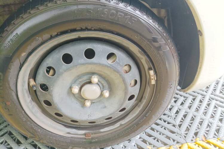 Used CHANGAN Benni E-Star 2021 National Edition Xinyue Version (Fast-Charging Edition) Lithium NMC Right Front Wheel Hub