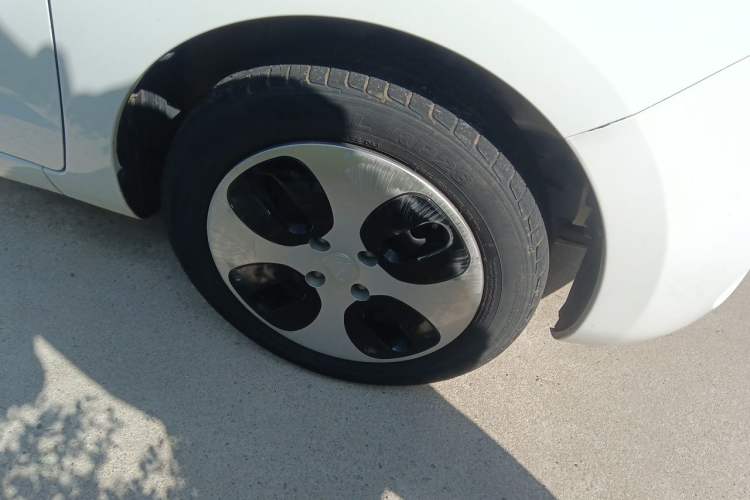 Used CHANGAN Benni E-Star 2021 National Edition Xin Yue Version (Fast-Charging Edition) Lithium Iron Phosphate (31.95 kWh) Right Front Wheel Hub