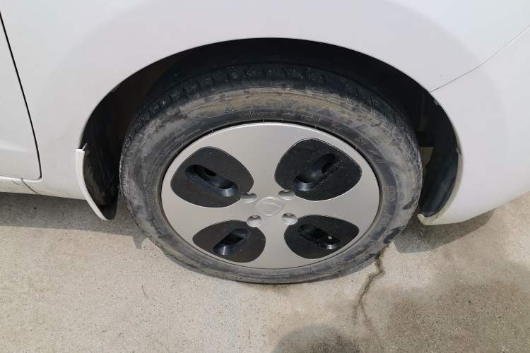 Used CHANGAN Benni E-Star 2021 National Edition Xin Yue Version (Fast-Charging Edition) Lithium Iron Phosphate (31.18 kWh) Right Front Wheel Hub