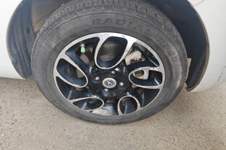 Used CHANGAN Benni E-Star 2021 National Edition Colorful Version Lithium Iron Phosphate (31.86 kWh) Right Front Wheel Hub