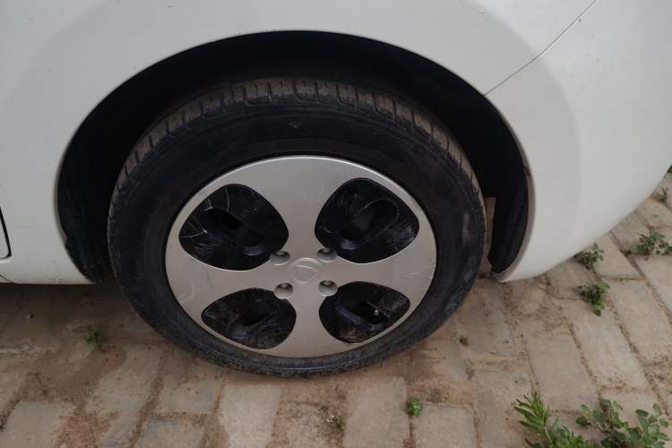 Used CHANGAN Benni E-Star 2021 National Edition Xin Yue Version Lithium Iron Phosphate (31.86 kWh) Right Front Wheel Hub