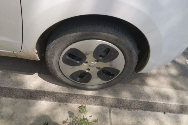 Used CHANGAN Benni E-Star 2021 National Edition Xin Yue Version Lithium Iron Phosphate (31.86 kWh) Right Front Wheel Hub