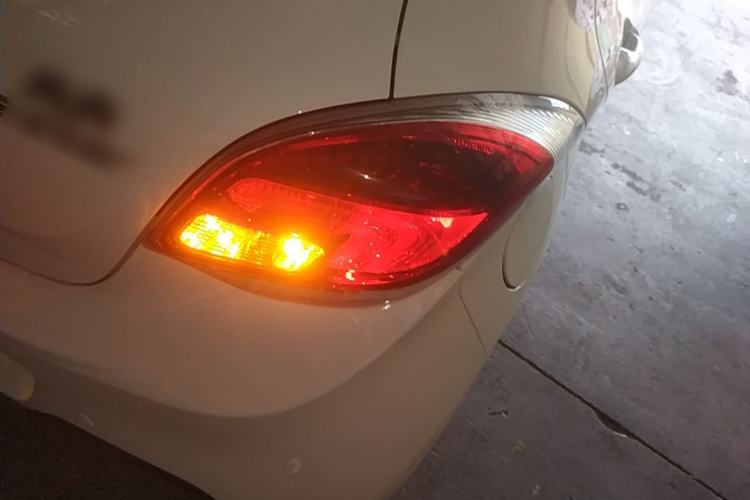Used CHANGAN Benni E-Star 2021 National Edition Xinyue Version (Fast-Charging Edition) Lithium NMC Right Rear Taillight