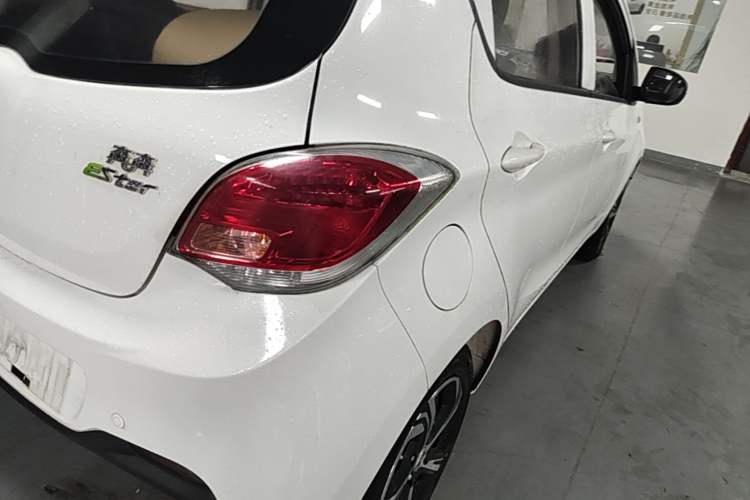 Used CHANGAN Benni E-Star 2021 National Edition Xinyi Edition Lithium Iron Phosphate (31.18 kWh) Right Rear Taillight