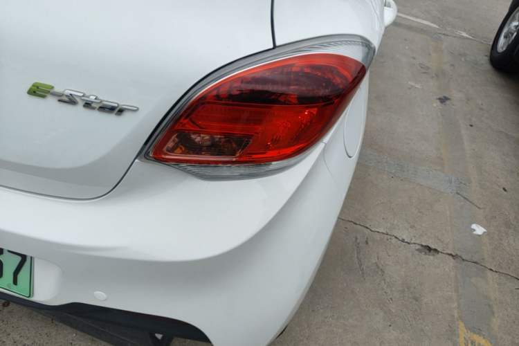 Used CHANGAN Benni E-Star 2021 National Edition Xin Yue Version Lithium-Ion Battery Right Rear Taillight