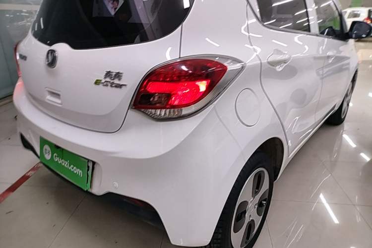 Used CHANGAN Benni E-Star 2021 National Edition Xinyue Version (Fast-Charging Edition) Lithium NMC Right Rear Taillight