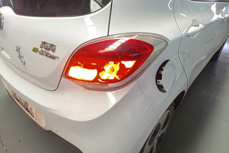 Used CHANGAN Benni E-Star 2021 National Edition Xin Yue Version (Fast-Charging Edition) Lithium Iron Phosphate (31.18 kWh) Right Rear Taillight