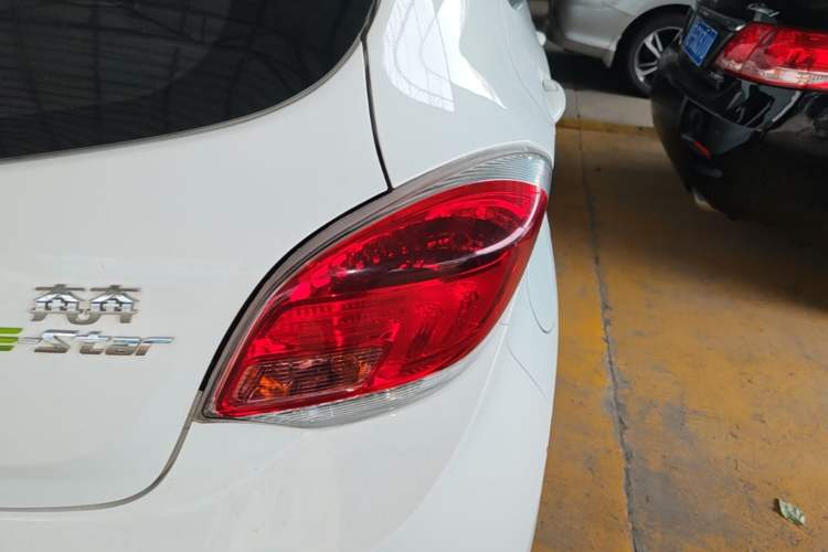 Used CHANGAN Benni E-Star 2021 National Edition Xin Yue Version Lithium Iron Phosphate (31.95 kWh) Right Rear Taillight