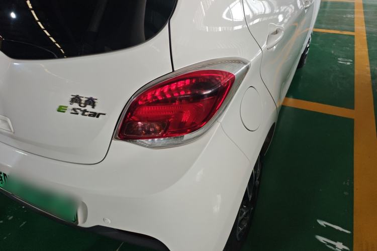 Used CHANGAN Benni E-Star 2021 National Edition Colorful Version Lithium Iron Phosphate (31.86 kWh) Right Rear Taillight