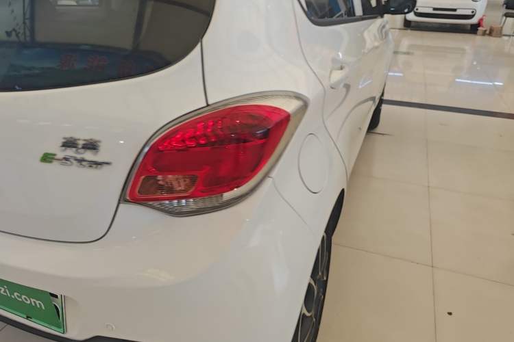 Used CHANGAN Benni E-Star 2021 National Edition Colorful Version Lithium Iron Phosphate (31.18 kWh) Right Rear Taillight
