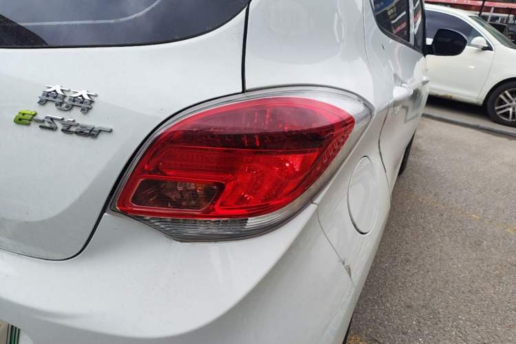 Used CHANGAN Benni E-Star 2021 National Edition Xinyue Version (Fast-Charging Edition) Lithium NMC Right Rear Taillight