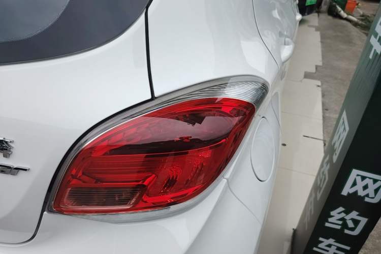 Used CHANGAN Benni E-Star 2021 National Edition Xin Yue Version Lithium Iron Phosphate (31.86 kWh) Right Rear Taillight