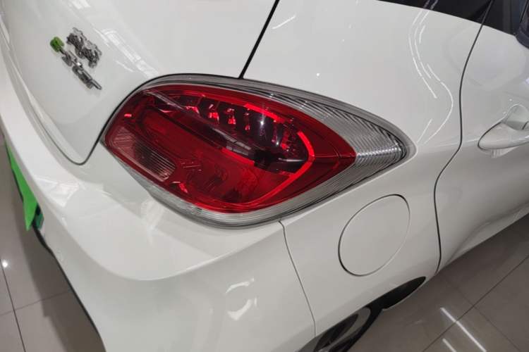 Used CHANGAN Benni E-Star 2021 National Edition Xin Yue Version Lithium Iron Phosphate (31.86 kWh) Right Rear Taillight