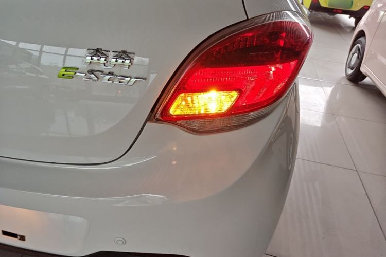 Used CHANGAN Benni E-Star 2021 National Edition Xin Yue Version (Fast-Charging Edition) Lithium Iron Phosphate (31.95 kWh) Right Rear Taillight