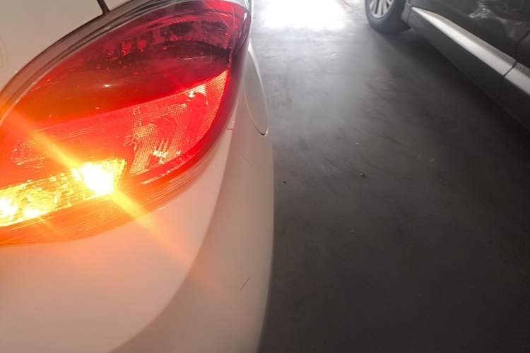 Used CHANGAN Benni E-Star 2021 National Edition Xinyi Edition Lithium-Ion Battery Right Rear Taillight