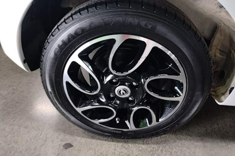 Used CHANGAN Benni E-Star 2021 National Edition Colorful Version Lithium Iron Phosphate (31.18 kWh) Right Rear Wheel Hub