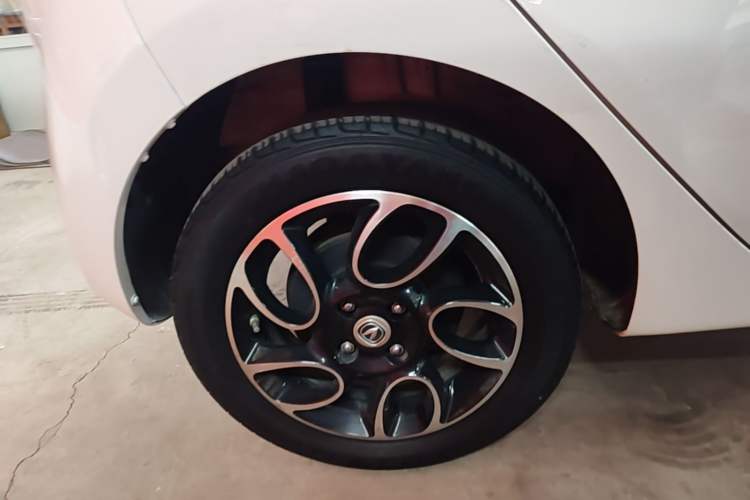 Used CHANGAN Benni E-Star 2021 National Edition Xinyi Edition Lithium Iron Phosphate (31.95 kWh) Right Rear Wheel Hub