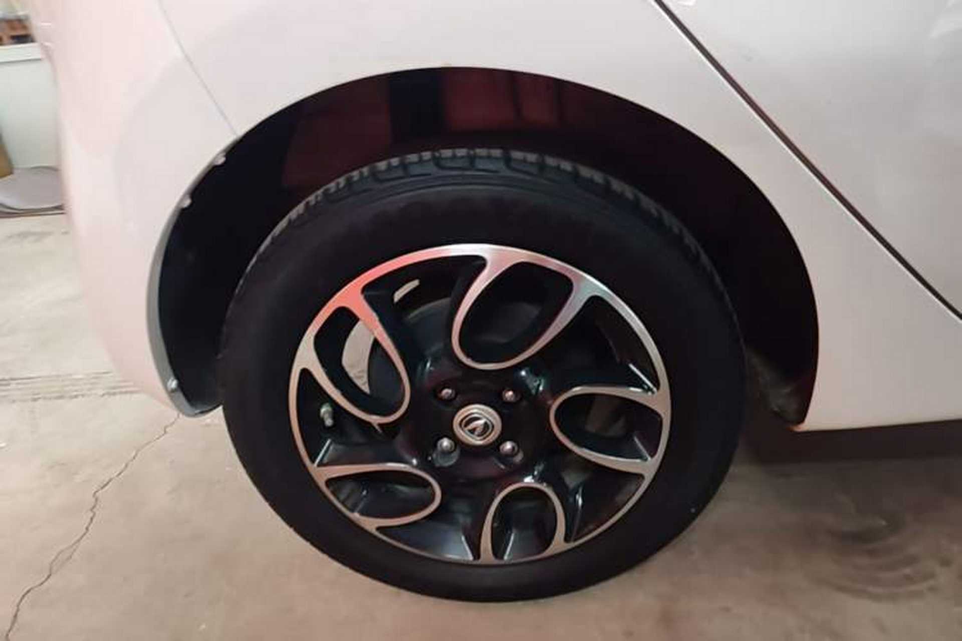 Used CHANGAN Benni E-Star 2021 National Edition Xinyi Edition Lithium Iron Phosphate (31.95 kWh) Right Rear Wheel Hub