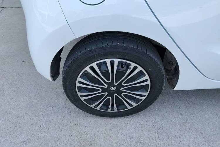 Used CHANGAN Benni E-Star 2021 National Edition Xin Yue Version Lithium Iron Phosphate (31.86 kWh) Right Rear Wheel Hub
