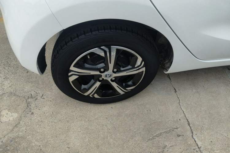 Used CHANGAN Benni E-Star 2021 National Edition Xin Yue Version Lithium-Ion Battery Right Rear Wheel Hub