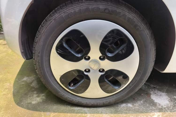 Used CHANGAN Benni E-Star 2021 National Edition Xin Yue Version (Fast-Charging Edition) Lithium Iron Phosphate (31.95 kWh) Right Rear Wheel Hub