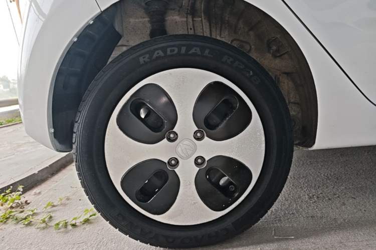 Used CHANGAN Benni E-Star 2021 National Edition Xin Yue Version (Fast-Charging Edition) Lithium Iron Phosphate (31.18 kWh) Right Rear Wheel Hub