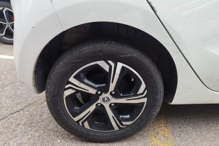 Used CHANGAN Benni E-Star 2021 National Edition Xinyue Version (Fast-Charging Edition) Lithium NMC Right Rear Wheel Hub