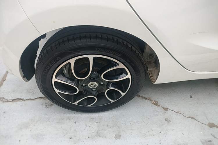 Used CHANGAN Benni E-Star 2021 National Edition Colorful Version Lithium Iron Phosphate (31.18 kWh) Right Rear Wheel Hub
