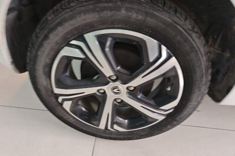 Used CHANGAN Benni E-Star 2021 National Edition Xin Yue Version (Fast-Charging Edition) Lithium Iron Phosphate (31.95 kWh) Right Rear Wheel Hub
