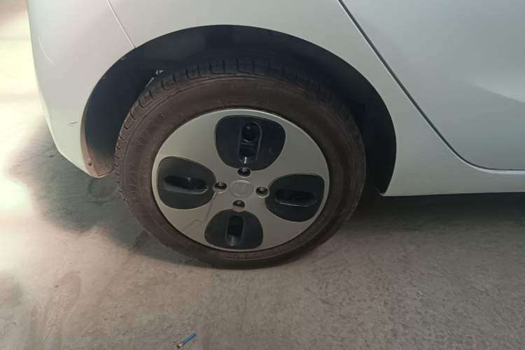 Used CHANGAN Benni E-Star 2021 National Edition Xin Yue Version Lithium Iron Phosphate (31.18 kWh) Right Rear Wheel Hub