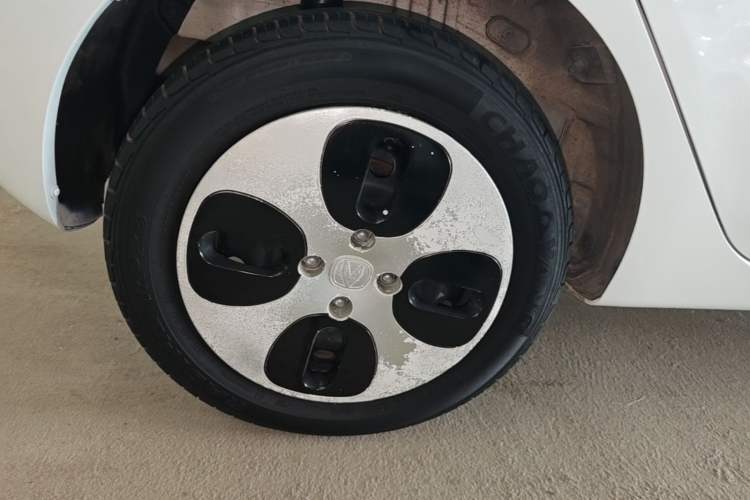Used CHANGAN Benni E-Star 2021 National Edition Xin Yue Version (Fast-Charging Edition) Lithium Iron Phosphate (31.18 kWh) Right Rear Wheel Hub