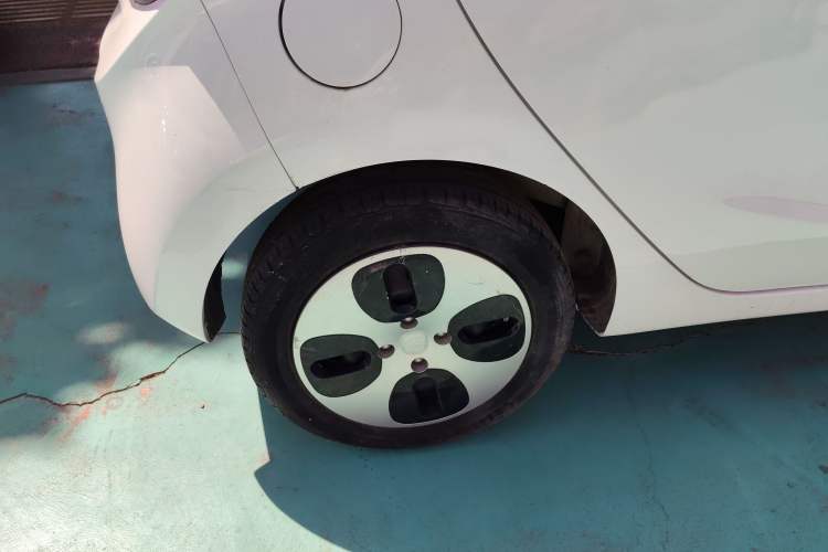 Used CHANGAN Benni E-Star 2021 National Edition Xin Yue Version (Fast-Charging Edition) Lithium Iron Phosphate (31.18 kWh) Right Rear Wheel Hub