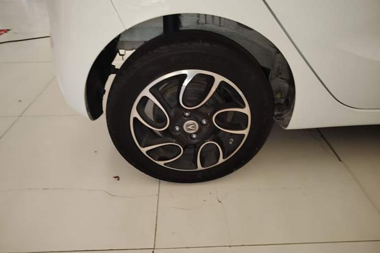 Used CHANGAN Benni E-Star 2021 National Edition Colorful Version Lithium Iron Phosphate (31.18 kWh) Right Rear Wheel Hub