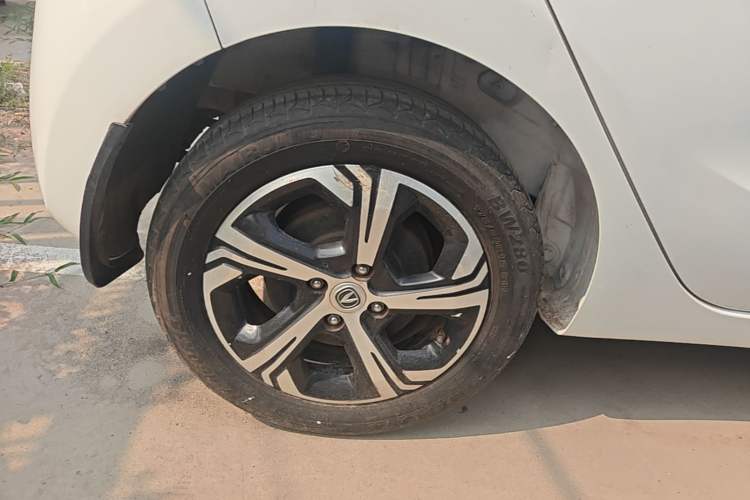 Used CHANGAN Benni E-Star 2021 National Edition Xinyue Version (Fast-Charging Edition) Lithium NMC Right Rear Wheel Hub