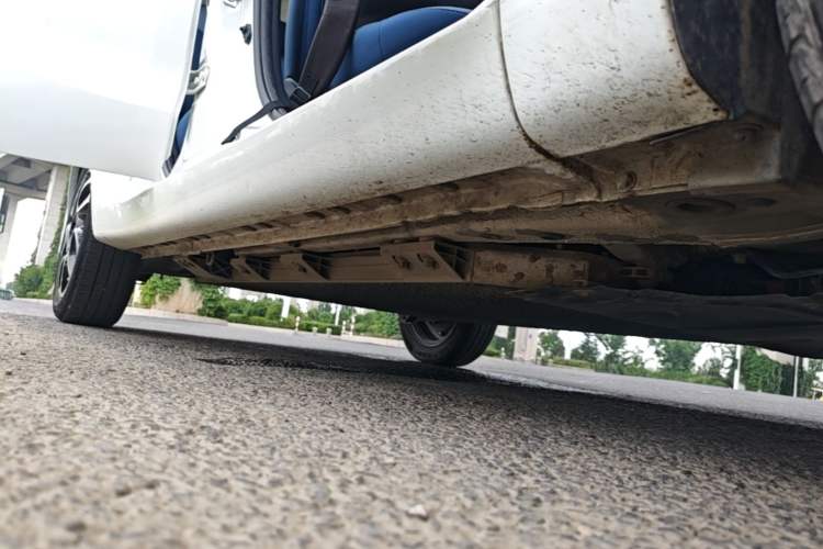 Used CHANGAN Benni E-Star 2021 National Edition Colorful Version Lithium Iron Phosphate (31.86 kWh) Right Side Sill