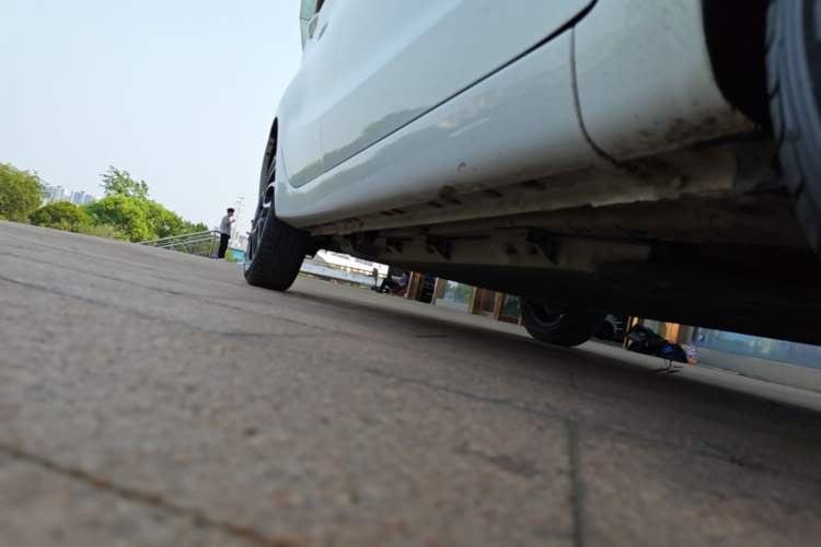 Used CHANGAN Benni E-Star 2021 National Edition Colorful Version Lithium Iron Phosphate (31.95 kWh) Right Side Sill