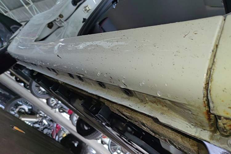 Used CHANGAN Benni E-Star 2021 National Edition Xin Yue Version Lithium-Ion Battery Right Side Sill