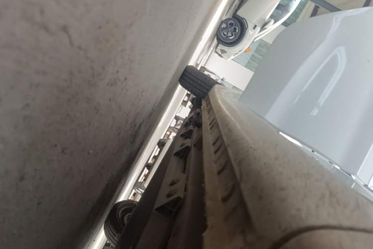 Used CHANGAN Benni E-Star 2021 National Edition Xin Yue Version Lithium Iron Phosphate (31.18 kWh) Right Side Sill