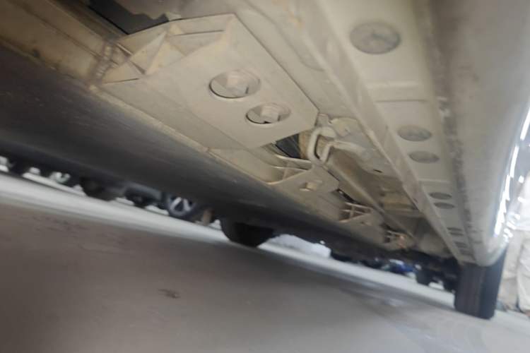 Used CHANGAN Benni E-Star 2021 National Edition Xinyi Edition Lithium Iron Phosphate (31.18 kWh) Right Side Sill