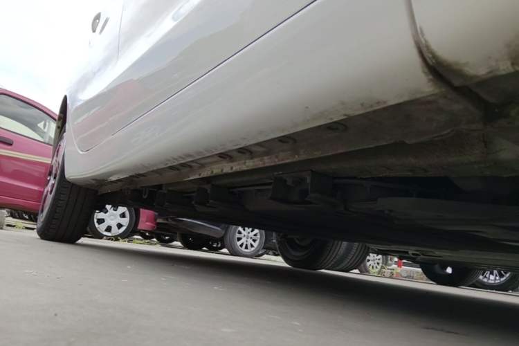 Used CHANGAN Benni E-Star 2021 National Edition Xin Yue Version Lithium-Ion Battery Right Side Sill