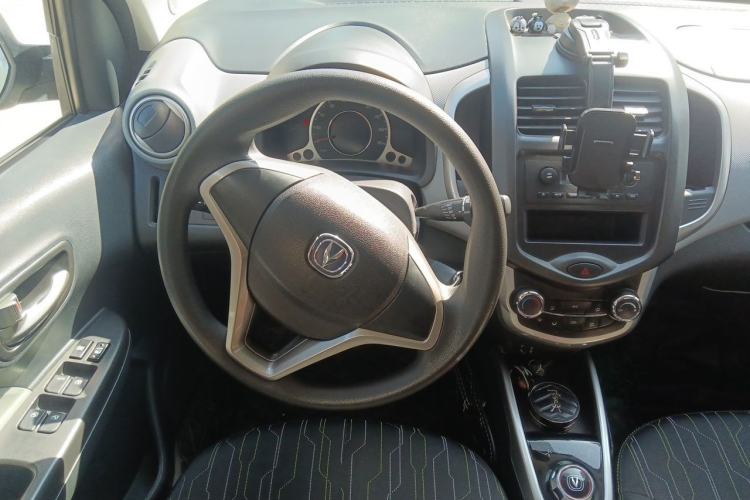 Used CHANGAN Benni E-Star 2021 National Edition Xin Yue Version (Fast-Charging Edition) Lithium Iron Phosphate (31.95 kWh) Steering Wheel