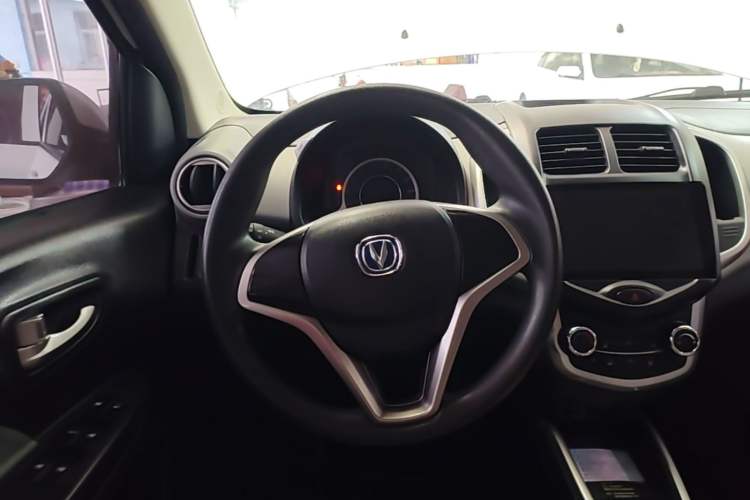 Used CHANGAN Benni E-Star 2021 National Edition Xinyi Edition Lithium Iron Phosphate (31.95 kWh) Steering Wheel