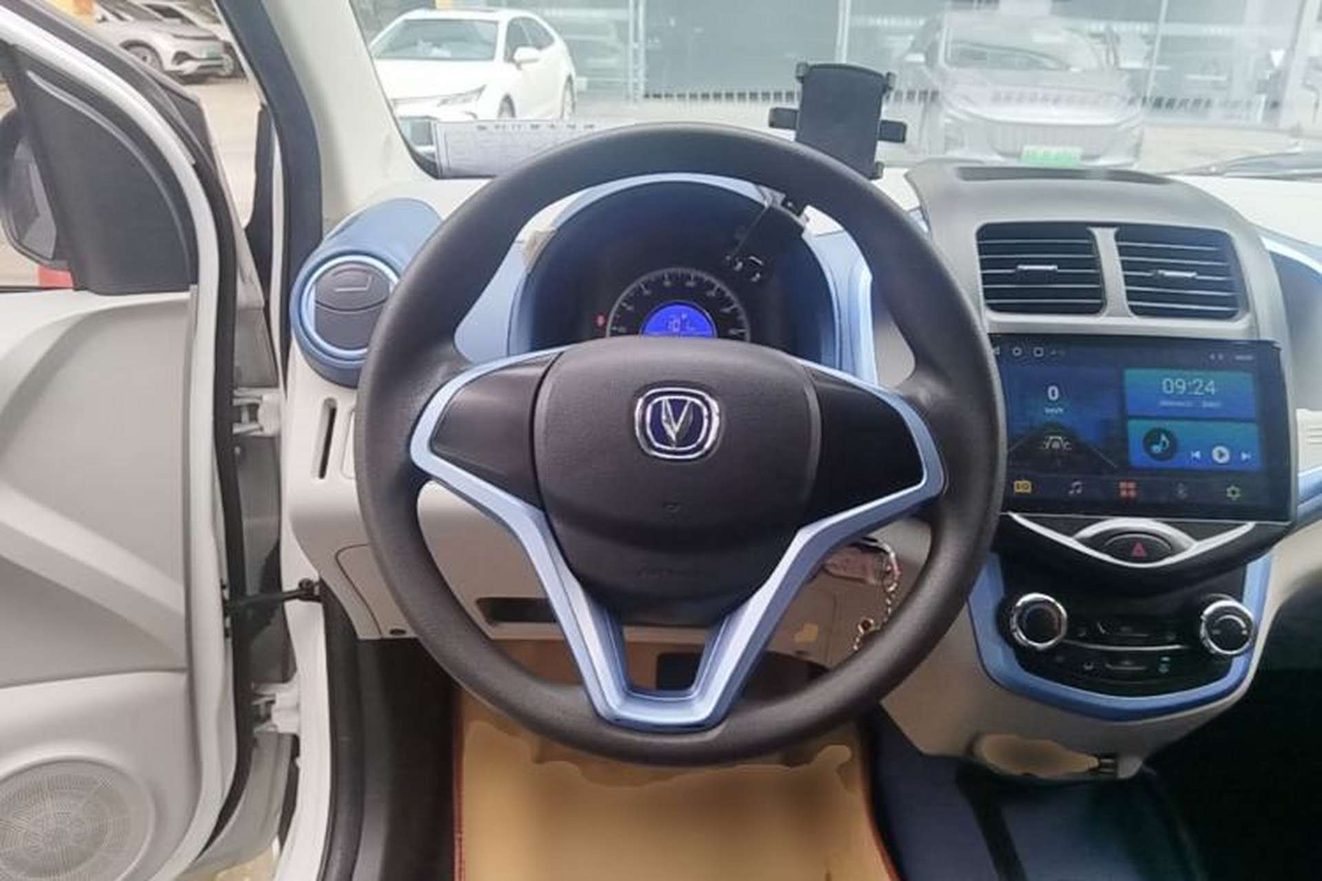 Used CHANGAN Benni E-Star 2021 National Edition Colorful Version Lithium Iron Phosphate (31.86 kWh) Steering Wheel