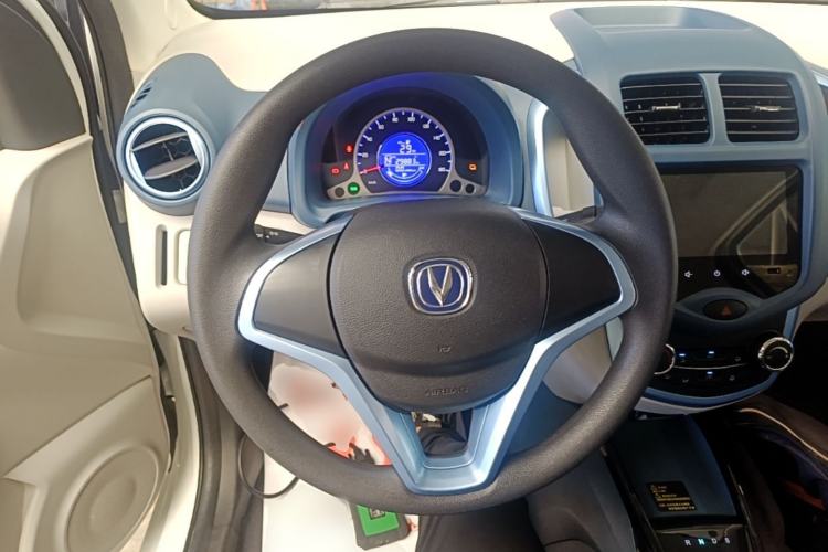 Used CHANGAN Benni E-Star 2021 National Edition Colorful Version Lithium Iron Phosphate (31.86 kWh) Steering Wheel