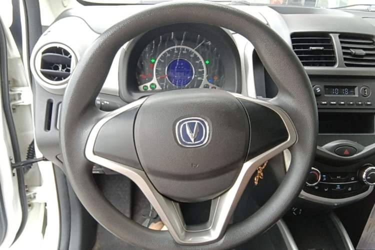 Used CHANGAN Benni E-Star 2021 National Edition Xin Yue Version (Fast-Charging Edition) Lithium Iron Phosphate (31.18 kWh) Steering Wheel