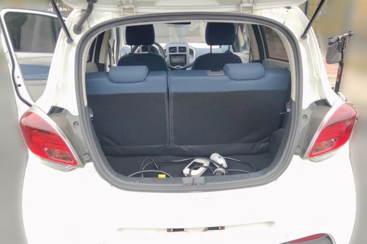Used CHANGAN Benni E-Star 2021 National Edition Xin Yue Version Lithium Iron Phosphate (31.86 kWh) Trunk