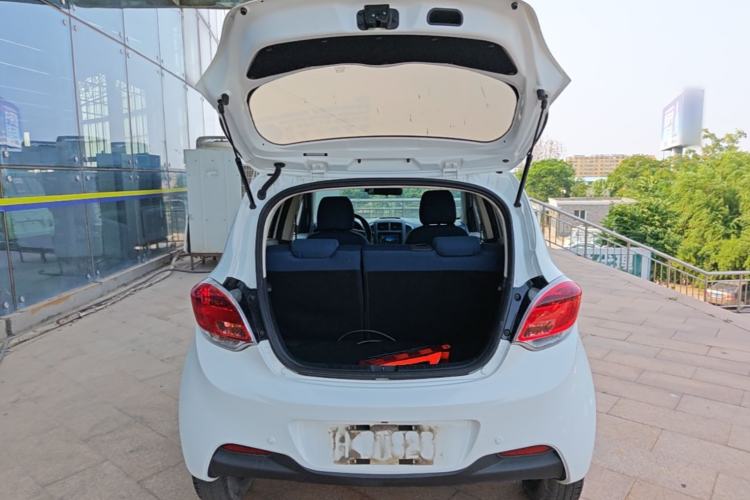 Used CHANGAN Benni E-Star 2021 National Edition Colorful Version Lithium Iron Phosphate (31.95 kWh) Trunk