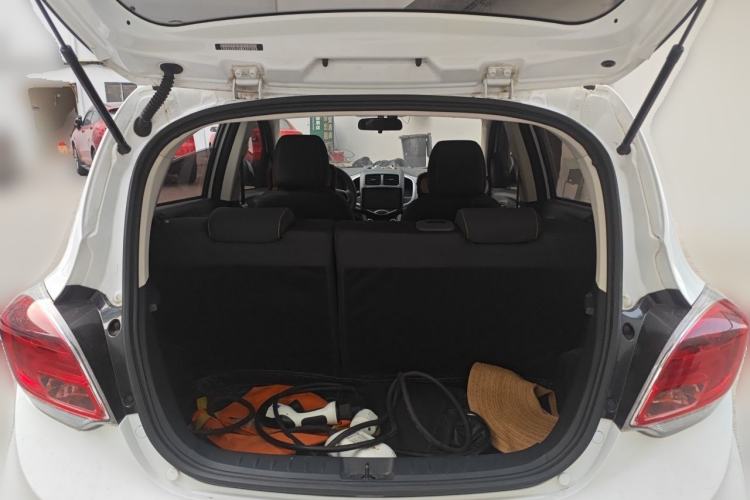 Used CHANGAN Benni E-Star 2021 National Edition Xin Yue Version Lithium Iron Phosphate (31.86 kWh) Trunk